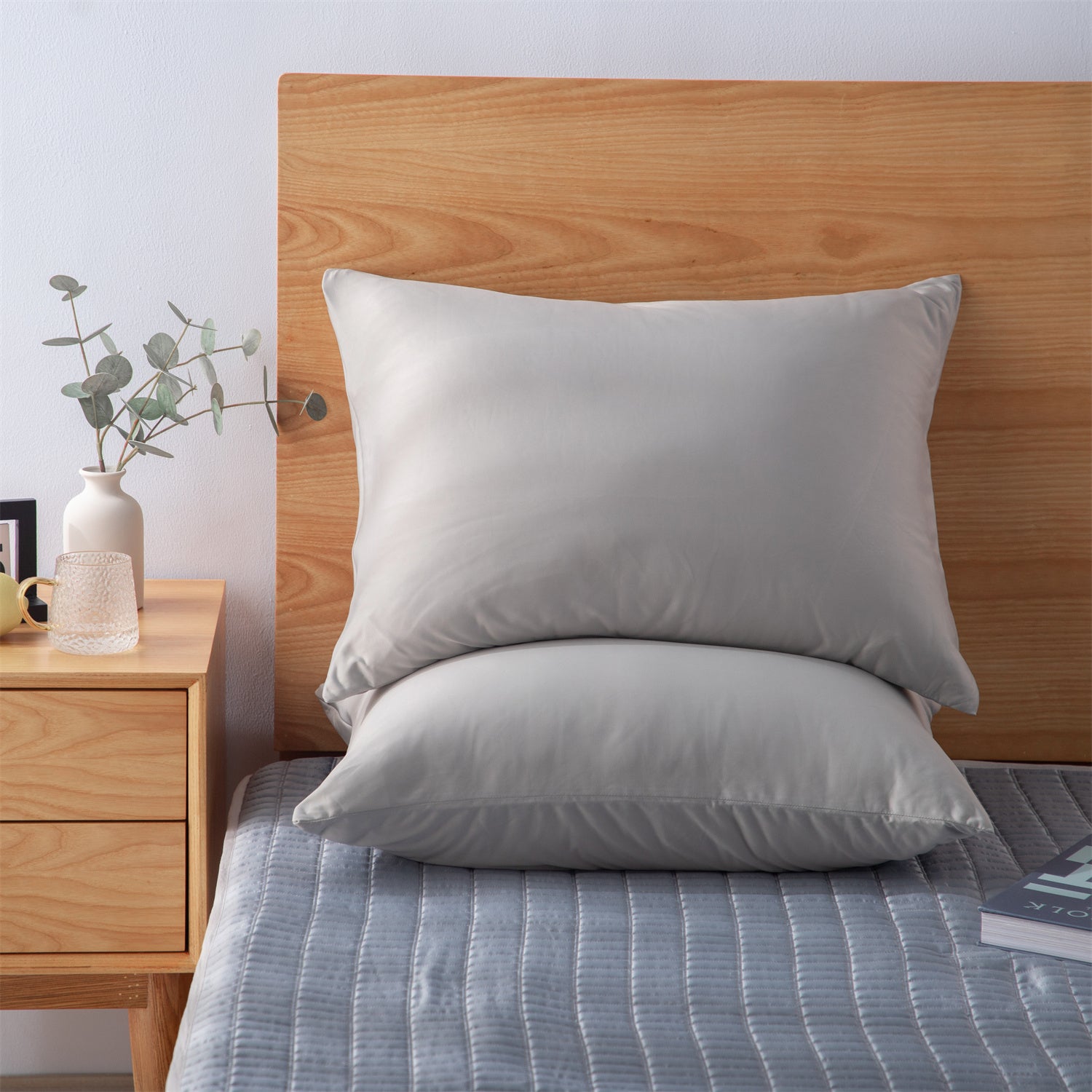 2pcs Cooling Pillowcase Set - Ultra-Soft, Moisture-Wicking & Hypoallergenic for Hair Pillow Covers - Hidden Zipper Closure Design - Ideal for Hot Sleepers in Summer Nights for Home, Guest Room, RV, Camper, Cabin, Travel and College Dorm Bedroom Decor and