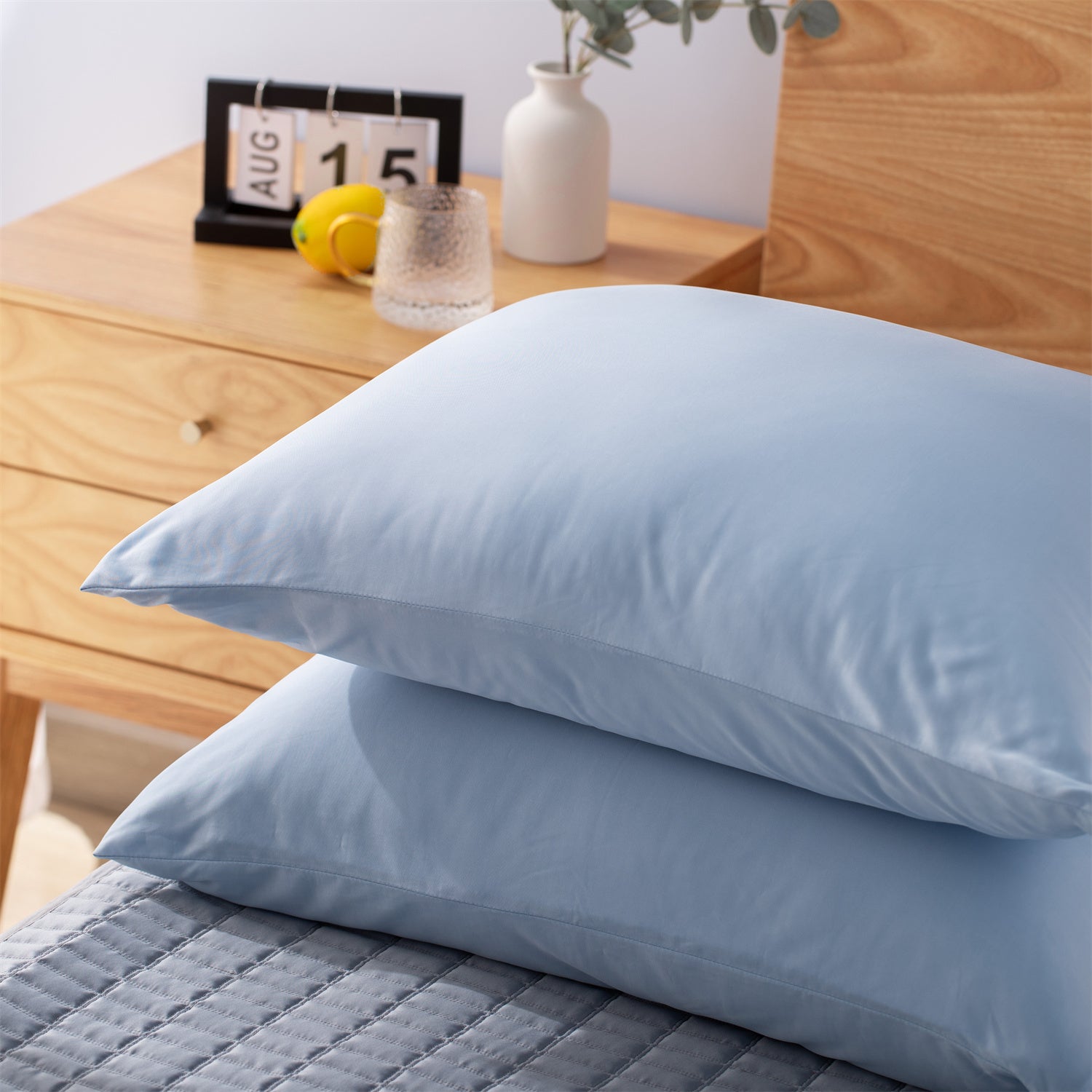 2pcs Cooling Pillowcase Set - Ultra-Soft, Moisture-Wicking & Hypoallergenic for Hair Pillow Covers - Hidden Zipper Closure Design - Ideal for Hot Sleepers in Summer Nights for Home, Guest Room, RV, Camper, Cabin, Travel and College Dorm Bedroom Decor and