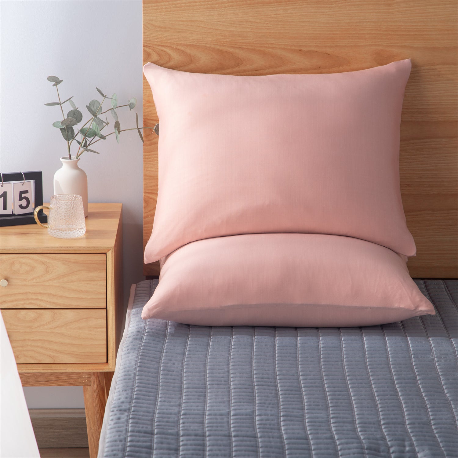 2pcs Cooling Pillowcase Set - Ultra-Soft, Moisture-Wicking & Hypoallergenic for Hair Pillow Covers - Hidden Zipper Closure Design - Ideal for Hot Sleepers in Summer Nights for Home, Guest Room, RV, Camper, Cabin, Travel and College Dorm Bedroom Decor and