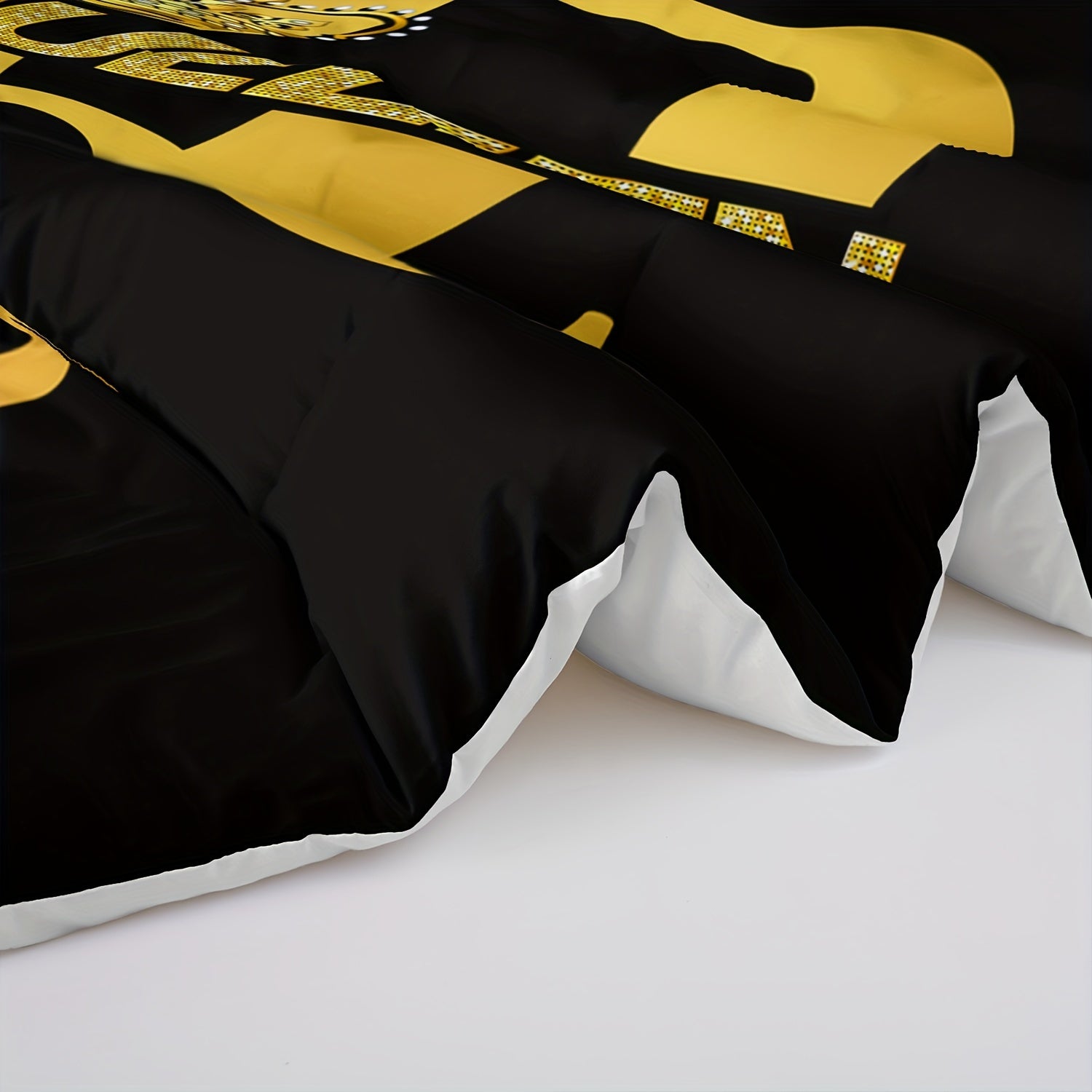 King And Queen Comforter Set Love Bedding Couple's Comforter 3-Piece Set (1 Bed Comforter + 2 Pillowcases), Black And Gold Comforter Set Four Seasons Comforter, Soft, Comfortable And Breathable Printed Bedding For Home Dorm Decoration